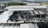 Arnavutköy'de yanan fabrika havadan görüntülendi