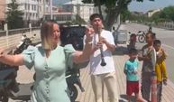 Boşanan kadın davul zurnayla kutlama yapıp lokma dağıttı!