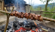 Fındık dalında kebap