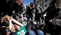 Netanyahu hükümetine karşı İsraillilerden kitlesel protesto