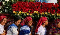 El Salvador’da Çiçek ve Palmiyeler Festivali kutlandı
