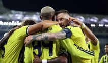 Fenerbahçe perdeyi açtı