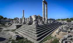 Dünyanın ilk kehanet merkezi: Apollon Tapınağı