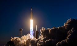 SpaceX ABD Uzay Kuvvetleri'ne ait iletişim uydusu fırlattı