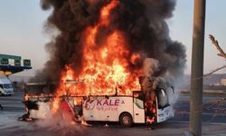 Yolcu otobüsü alev alev yandı, yolcular canını kurtardı!
