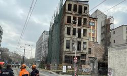 İstanbul'da 5 katlı bina çöktü