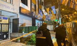 AK Parti seçim bürosu önünde silahla ateş açıldı