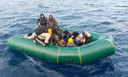 Lastik botlarda 72 düzensiz göçmen kurtarıldı!