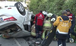 Minibüs ile otomobilin feci kazası: Ölü ve yaralılar var
