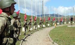 Bingöl’de kalleşçe şehit edilen 33 asker anıldı