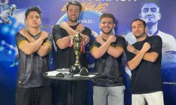 Bakan Bak'tan şampiyon olan E-Spor Milli Takımı'na tebrik