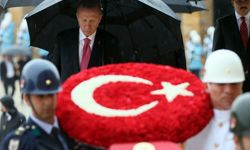 Erdoğan yemin edip Anıtkabir'e gitti!