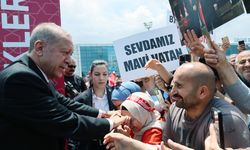 Erdoğan'a KKTC'de sevgi seli!