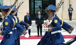 Erdoğan Aliyev tarafından resmi törenle karşılandı!