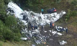 Düşen uçakta eski senatör dahil 6 kişi yaşamını yitirdi