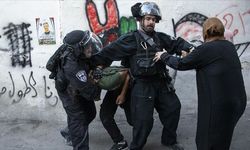 İsrail güçleri 40 Filistinliyi gözaltına aldı!