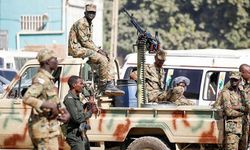 Sudan Ordusu Cumhurbaşkanlığı Sarayı'na Hava Saldırısı Düzenledi