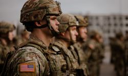 Pentagon yaklaşık 2 bin  askeri hazır duruma geçirdi!