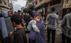 Nuseyrat Mülteci Kampı'da vuruldu: Çok sayıda ölü var!