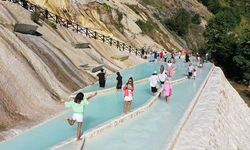 Pamukkale'yi andıran Göksu travertenleri turizme katkı sağlıyor