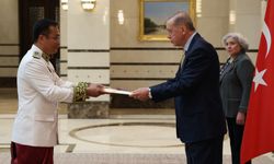 Kamboçya Büyükelçisi Erdoğan'a güven mektubu sundu