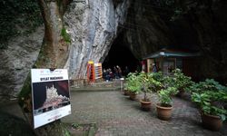 3 milyon yıllık Oylat Mağarası'nı yılda 300 bin kişi geziyor