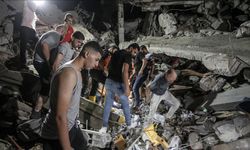 Gazze'de son durum: Can kaybı 10 bin 22!