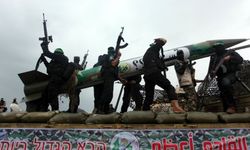 Kassam Tugayları: İsrail ordusuna ait tank ve araçları vurduk