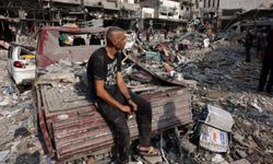 İsrail, Gazze Şeridi'ne 53 bin ton bomba attı!