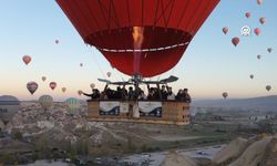 Kapadokya 'Ejderha Yılı'na girmeye hazırlanan Çinli turistleri ağırlayacak!