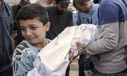 Gazze'de son durum: Can kaybı  21 bin 978