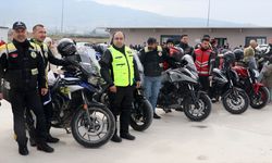 Motosikletliler depremzedeler için buluştu