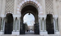 İstanbul Üniversitesi kapılarını ziyaretçilere açtı!