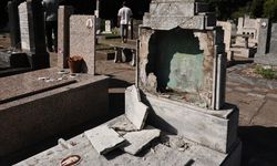 İslam Mezarlığı tahrip edildi!