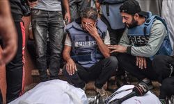 İsrail'in öldürdüğü gazeteci sayısı 130'a çıktı!