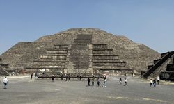 Teotihuacan piramitlerine yılda 2 milyona yakın ziyaretçi geliyor