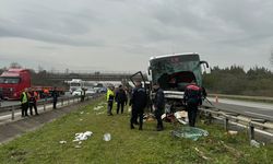 Yolcu otobüsü kaza yaptı: Çok sayıda yaralı var!