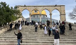 İsrail'in Mescid-i Aksa'daki kısıtlamaları devam ediyor