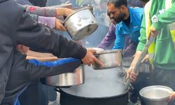 Yardım kuruluşları Gazze'de sıcak yemek dağıttı!