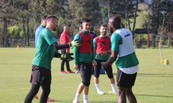 Sakaryaspor Erzurumspor FK mesaisinde