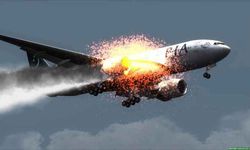 Hacı adaylarını taşıyan yolcu uçağının motoru alev aldı!