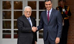 Sanchez ve Abbas Madrid'de görüştü!