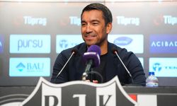 Bronckhorst: Galip geldiğimiz için çok mutluyum