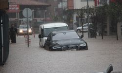 Trabzon'u şiddetli yağış vurdu!