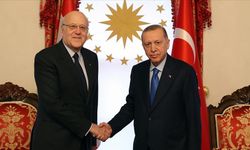 Erdoğan'dan Mikati'ye geçmiş olsun telefonu!