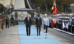 Senegal Cumhurbaşkanı resmi törenle karşılandı!