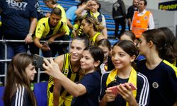 Kadınlar pota derbisi Fenerbahçe'nin