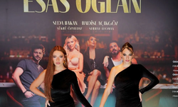 Hadise ile Seda Bakan aynı elbiseyi giydi!