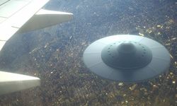 Eski Pentagonlu yetkiliden UFO'larla ilgili iddia!