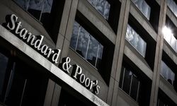 S&P, Türkiye'nin kredi notunu yükseltti!